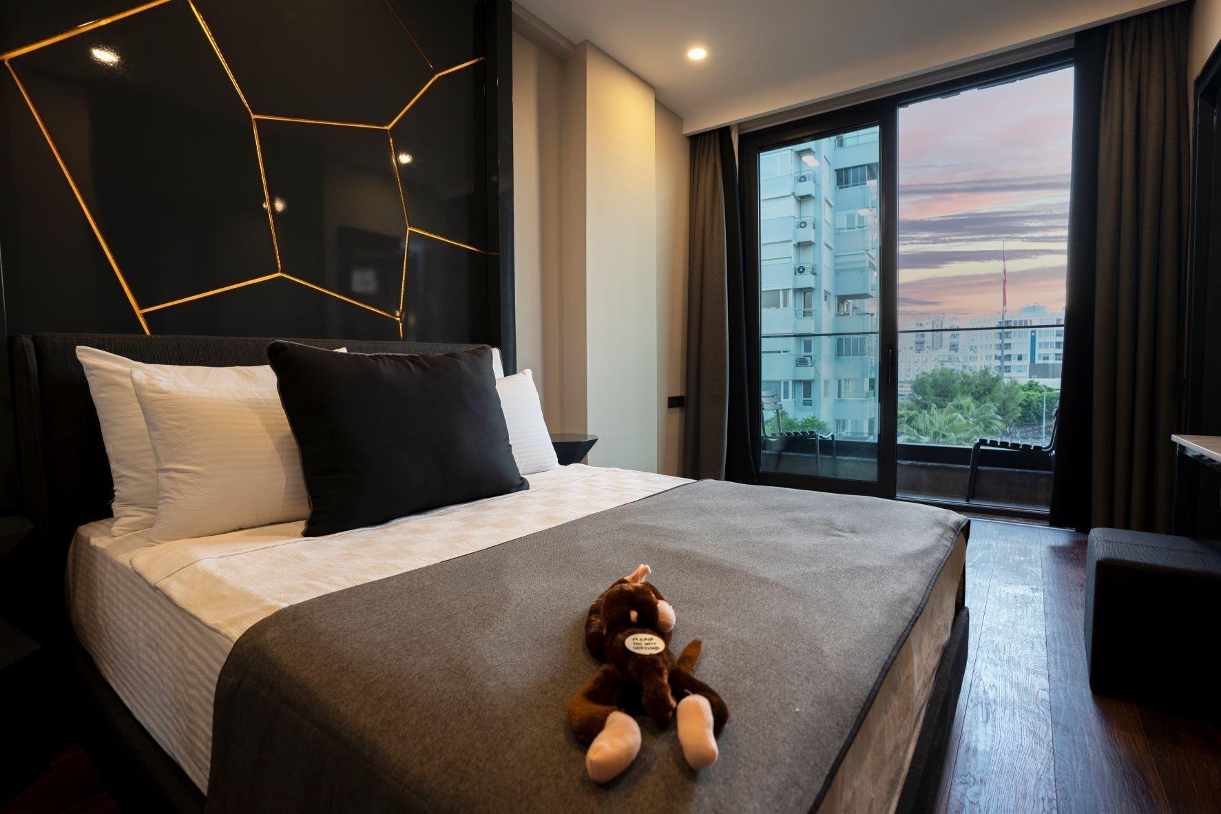 Adalia Hotel Анталия Екстериор снимка