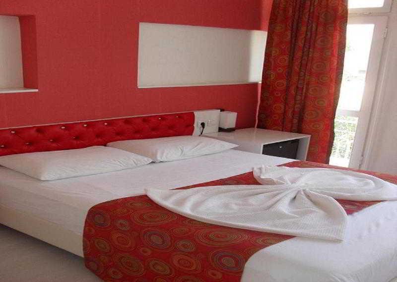 Adalia Hotel Анталия Екстериор снимка